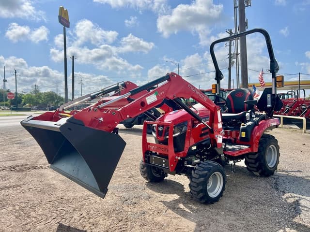 Image of Mahindra 1120 HST equipment image 1