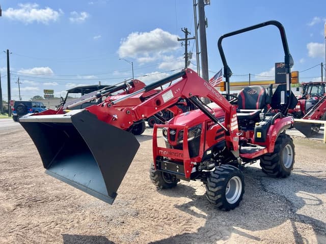 Image of Mahindra 1120 HST equipment image 1