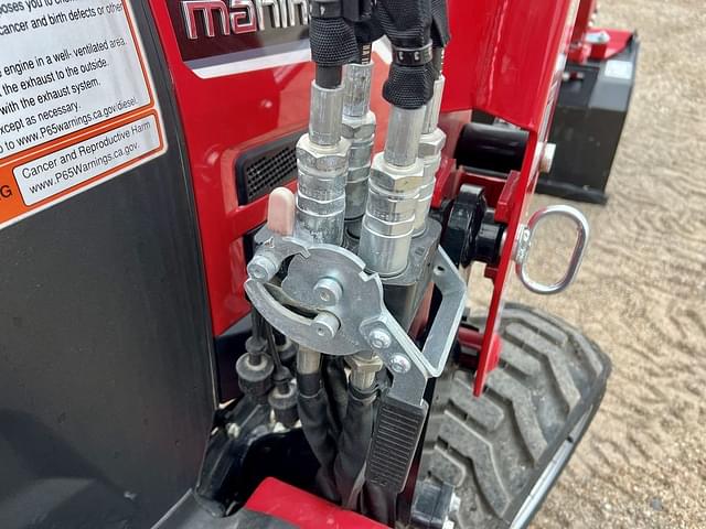 Image of Mahindra 1120 HST equipment image 4