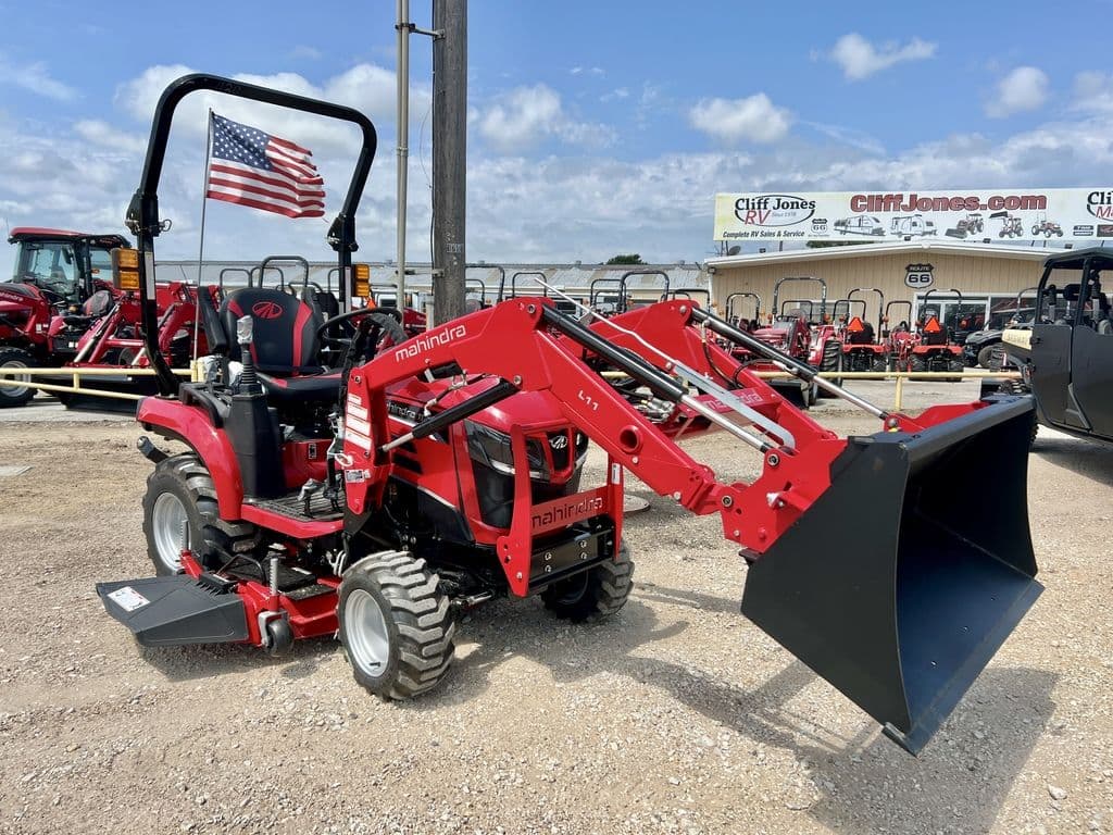 Image of Mahindra 1120 HST Primary image