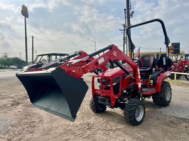 Image of Mahindra 1123 HST equipment image 1