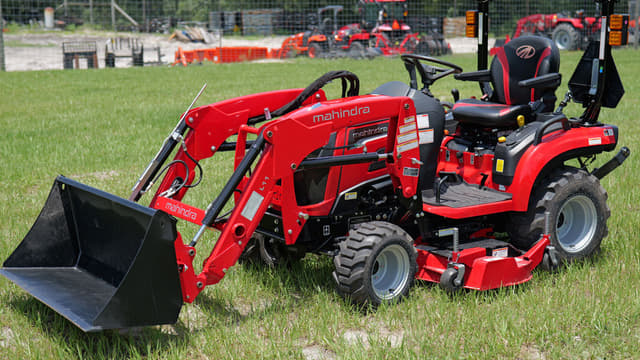 Image of Mahindra 1126 HST equipment image 1