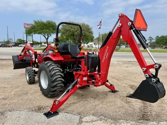 Image of Mahindra 1626 HST equipment image 3