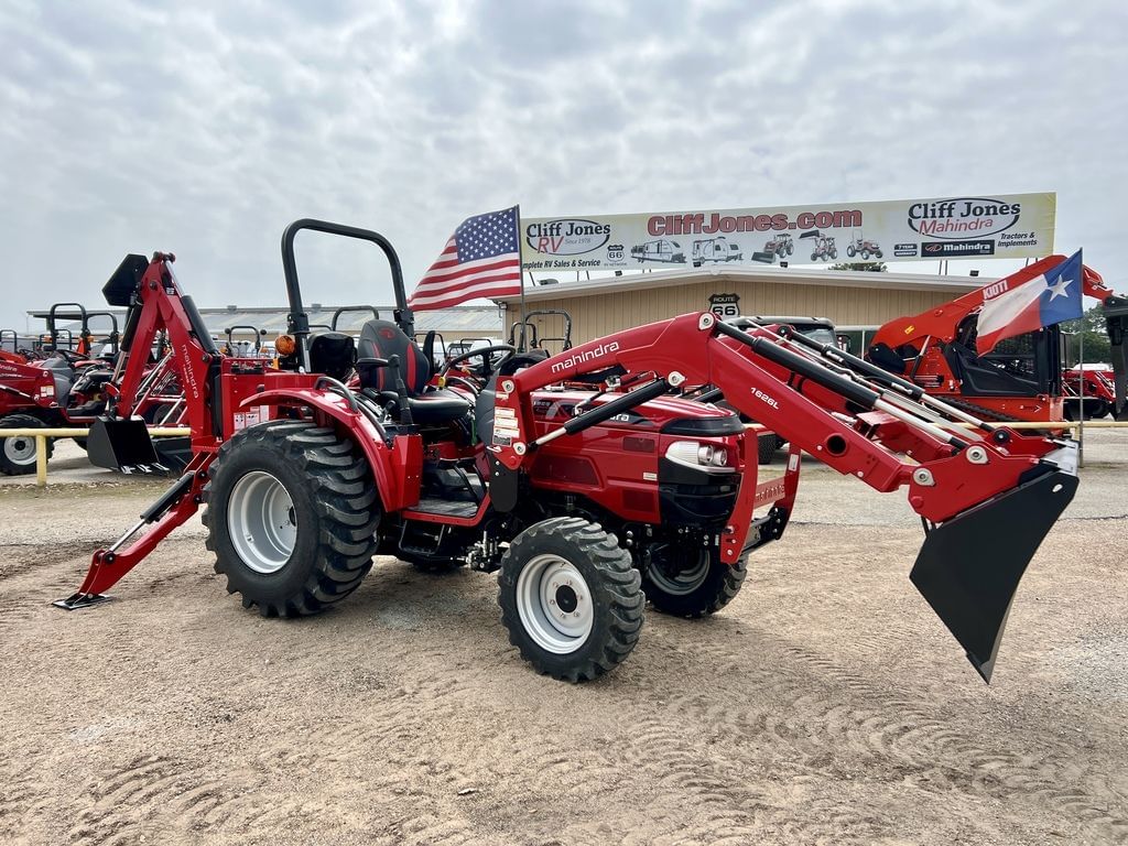 2025 Mahindra 1626 HST Equipment Image0