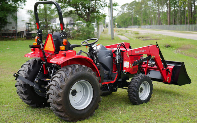 Image of Mahindra 1626 Shuttle equipment image 3