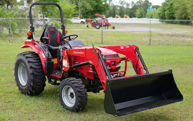 Image of Mahindra 1626 Shuttle equipment image 1