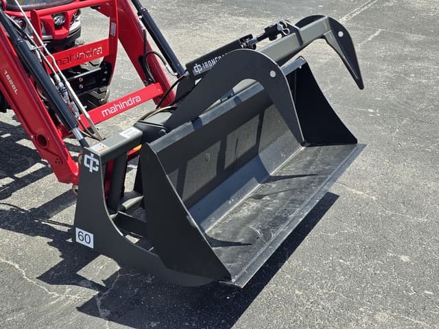 Image of Mahindra 1626 Shuttle equipment image 4