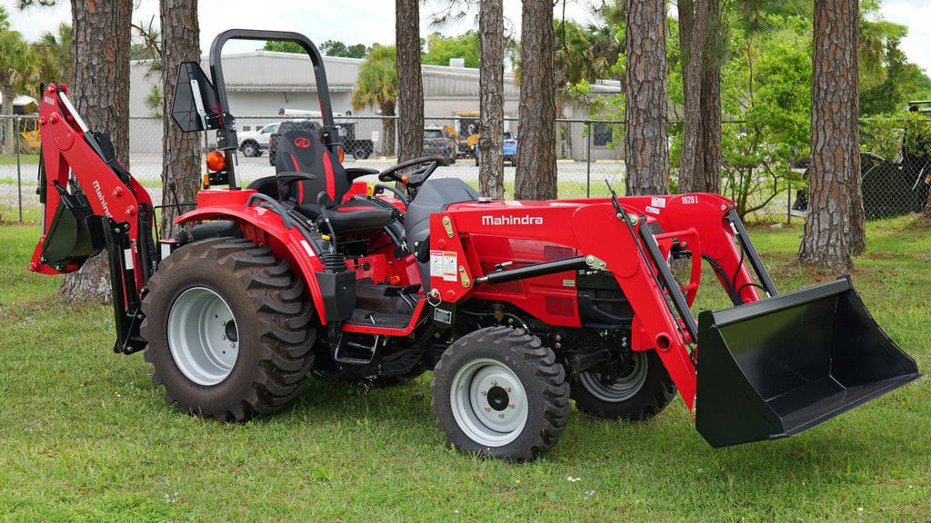 2025 Mahindra 1626 Shuttle Equipment Image0