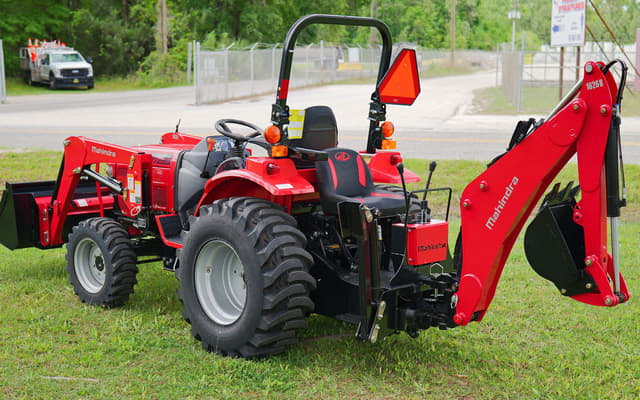 Image of Mahindra 1626 Shuttle equipment image 3