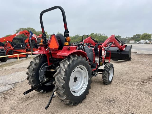 Image of Mahindra 1626 Shuttle equipment image 2