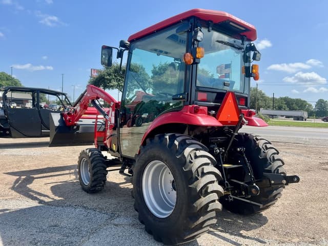 Image of Mahindra 1635 HST equipment image 3