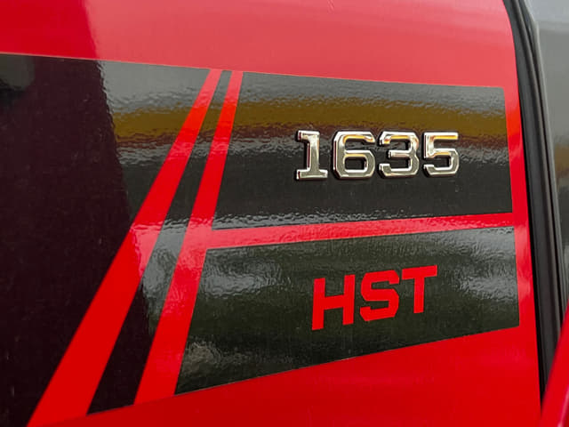 Image of Mahindra 1635 HST equipment image 2