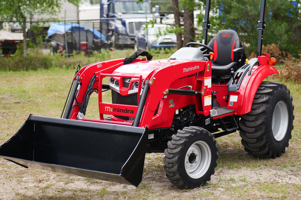 2026 Mahindra 1635 Equipment Image0