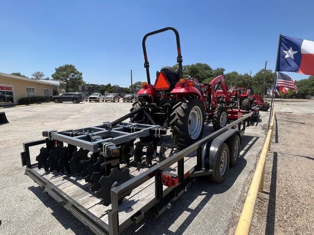 Image of Mahindra 1640 HST equipment image 3