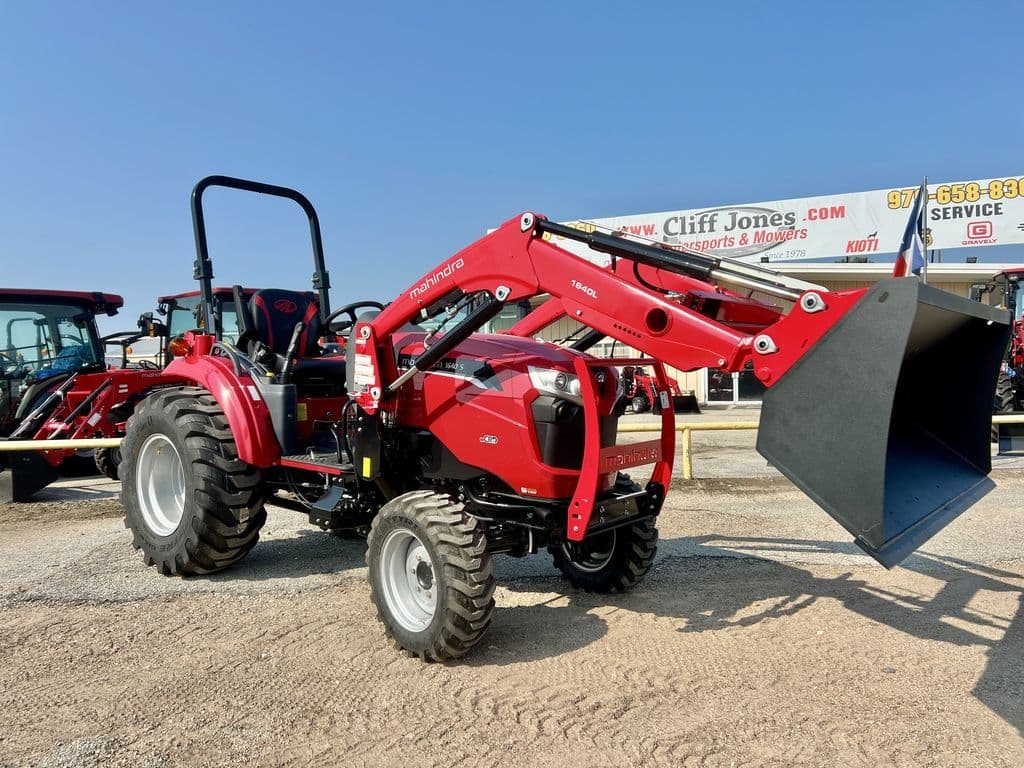 Image of Mahindra 1640 Shuttle Primary image