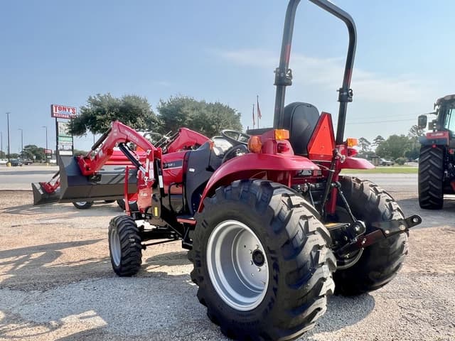 Image of Mahindra 1640 Shuttle equipment image 3