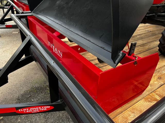 Image of Mahindra 1640 Shuttle equipment image 4