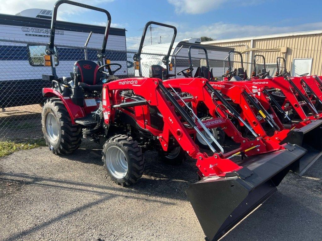 Image of Mahindra 2126 HST Primary image