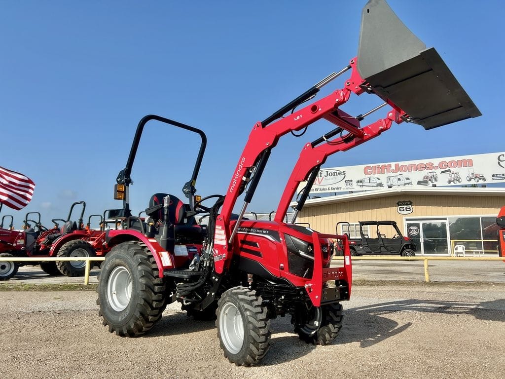 2025 Mahindra 2126 HST Equipment Image0
