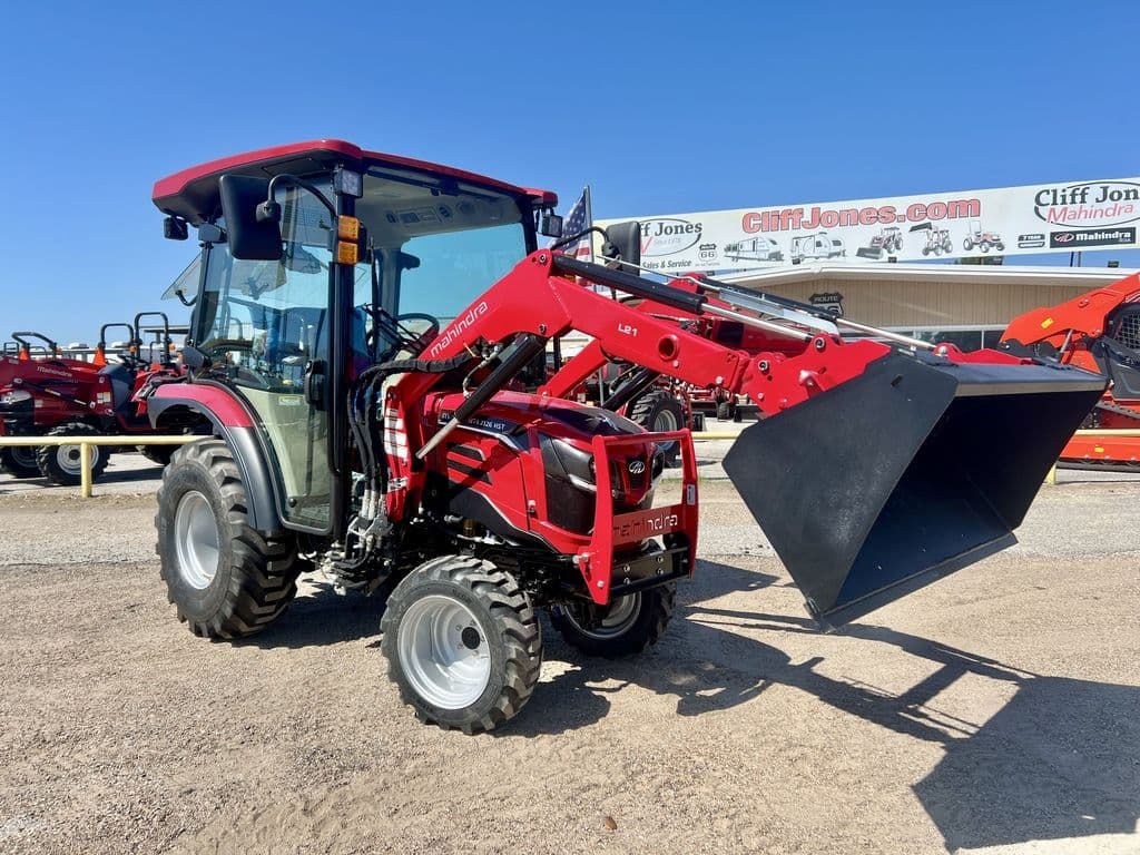 Image of Mahindra 2126 HST Primary image