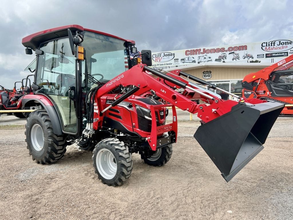2025 Mahindra 2126 HST Equipment Image0