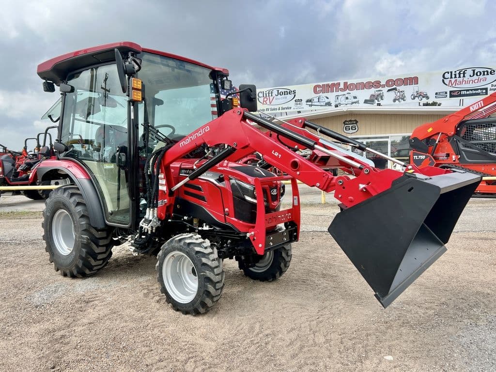 Image of Mahindra 2126 HST Primary image