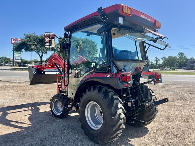 Image of Mahindra 2126 HST equipment image 3