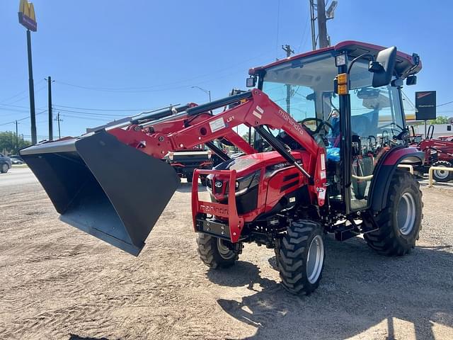Image of Mahindra 2126 HST equipment image 1