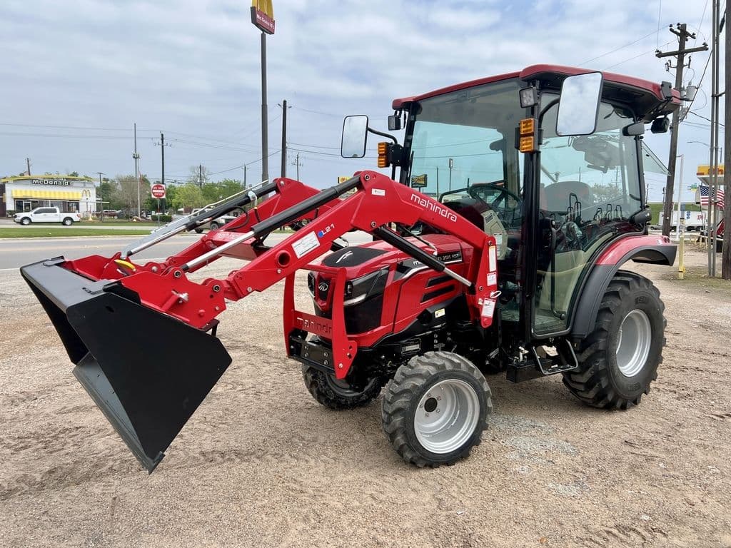 Image of Mahindra 2126 HST Primary image