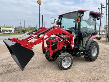 Main image Mahindra 2126 HST