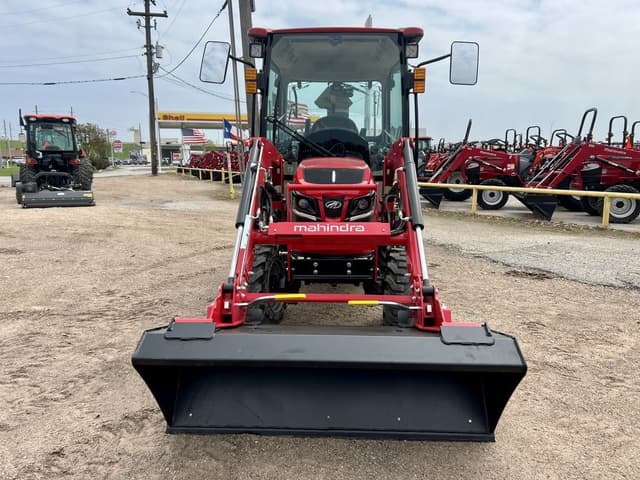 Image of Mahindra 2126 HST equipment image 4