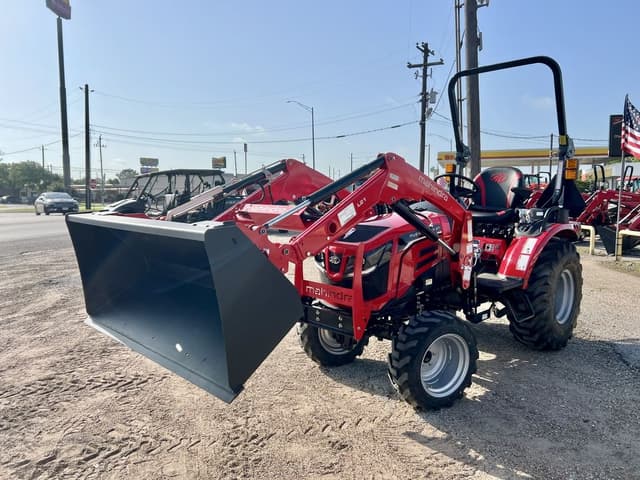 Image of Mahindra 2126 HST equipment image 1