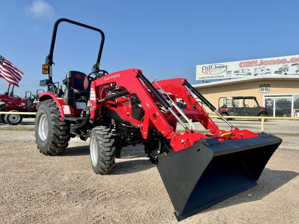 2025 Mahindra 2126 HST Equipment Image0