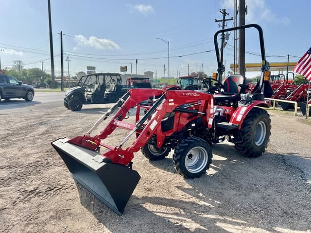 Image of Mahindra 2126 HST equipment image 1