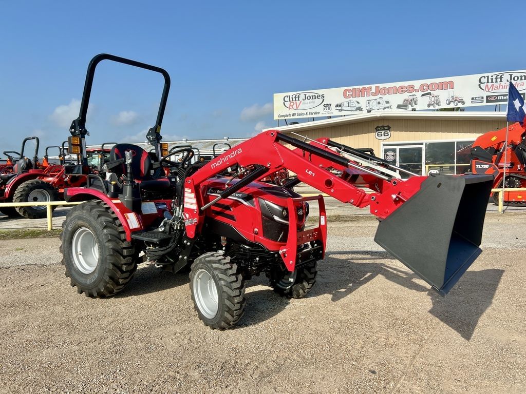 2025 Mahindra 2126 HST Equipment Image0