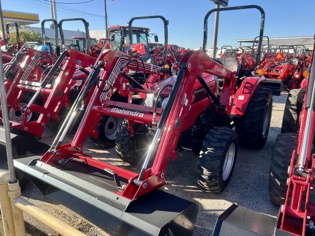 Image of Mahindra 2638HST equipment image 1