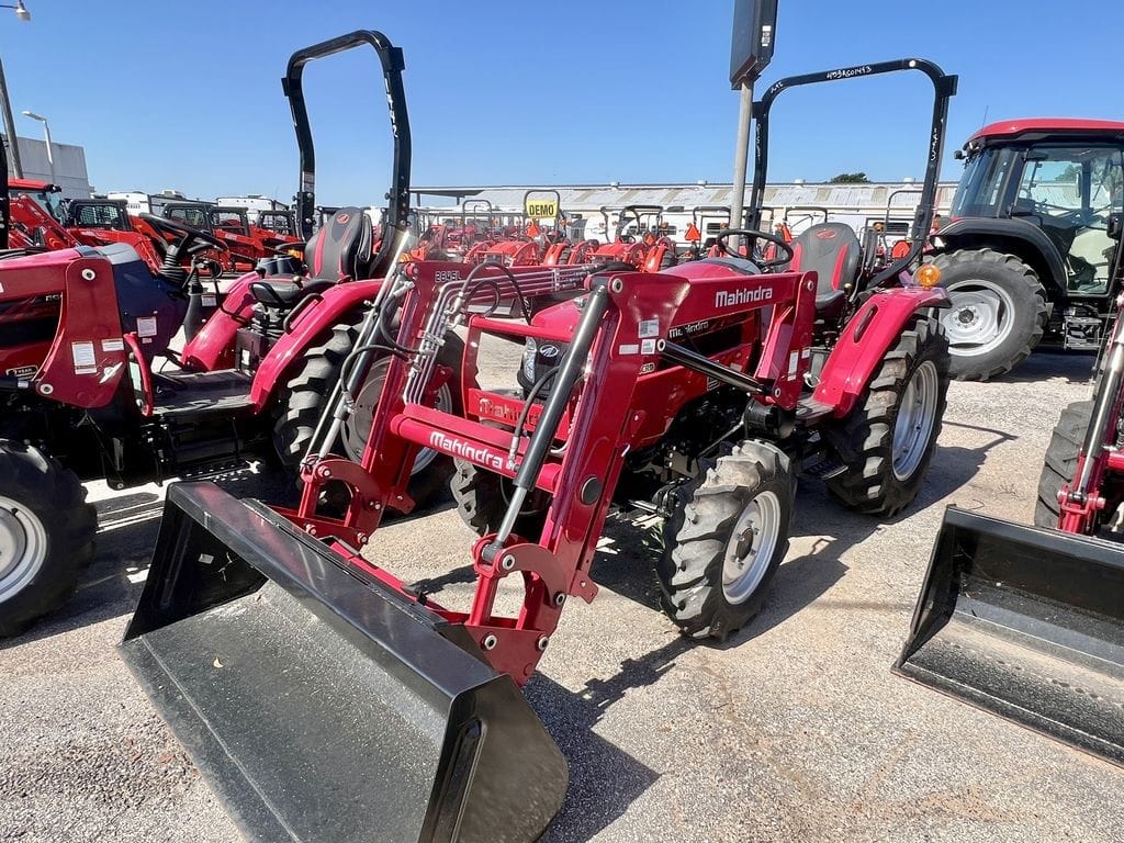 2025 Mahindra 2645 Equipment Image0