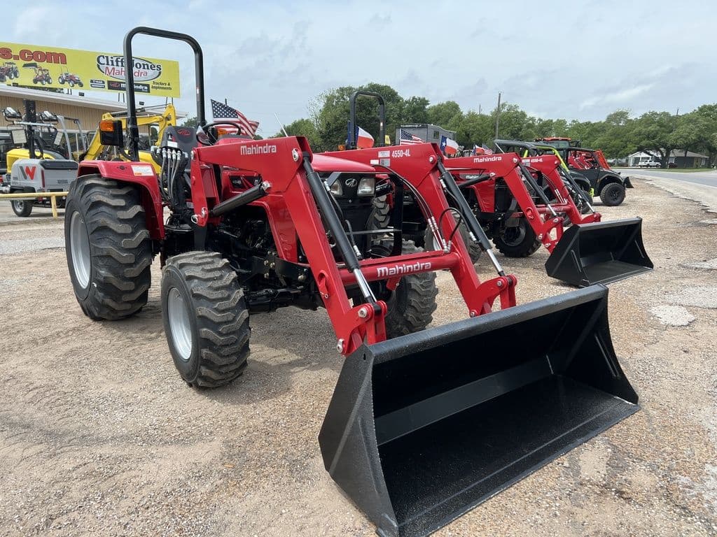 Image of Mahindra 4540 Primary image