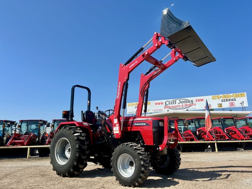 2025 Mahindra 4540 Equipment Image0