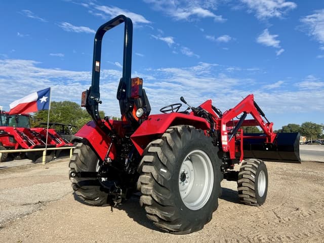 Image of Mahindra 4540 equipment image 2