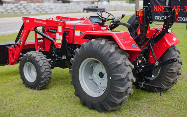 Image of Mahindra 4540 equipment image 3