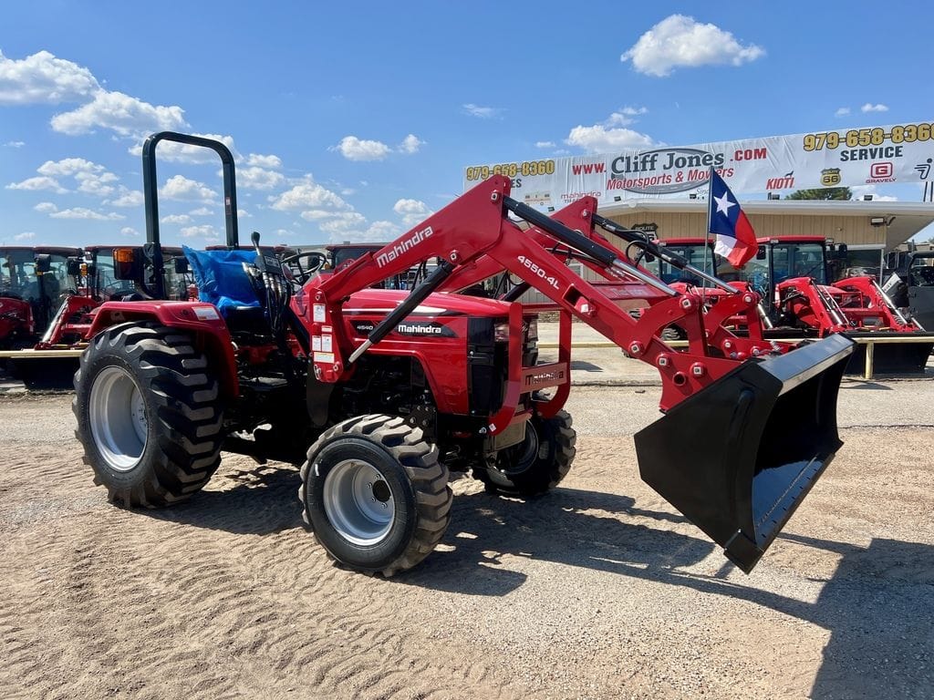 2025 Mahindra 4540 Equipment Image0