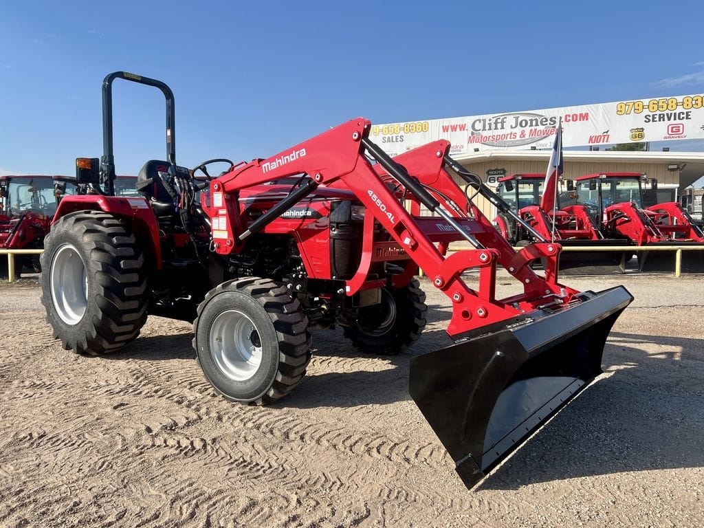 2025 Mahindra 4540 Equipment Image0