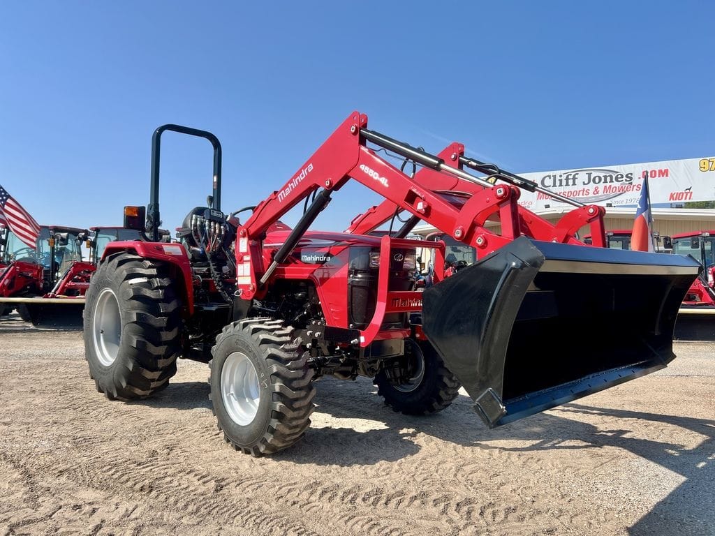 2025 Mahindra 4540 Equipment Image0
