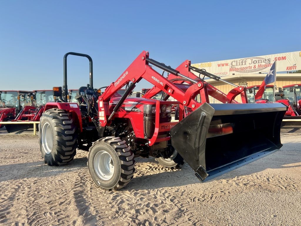 2025 Mahindra 4540 Equipment Image0