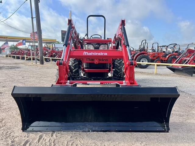 Image of Mahindra 4550 equipment image 2