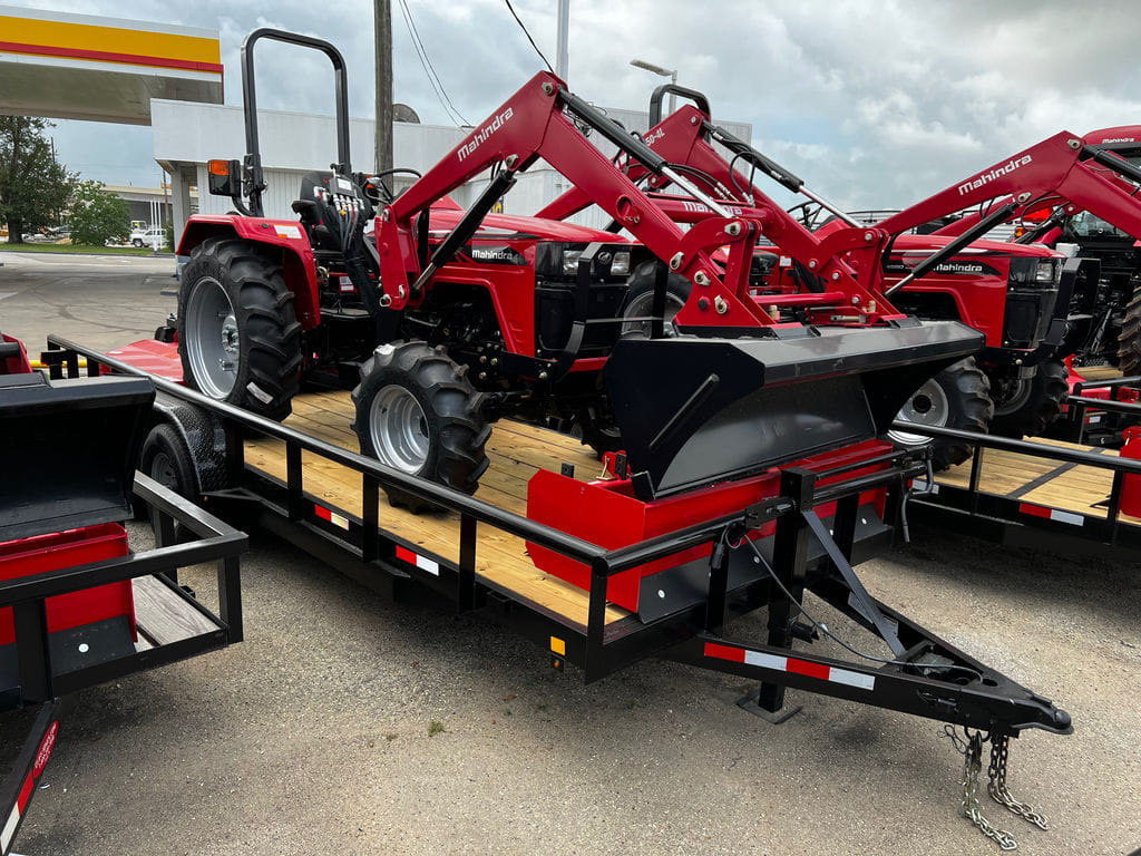 2025 Mahindra 4550 Equipment Image0