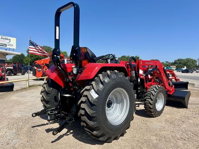 Image of Mahindra 5155 equipment image 2