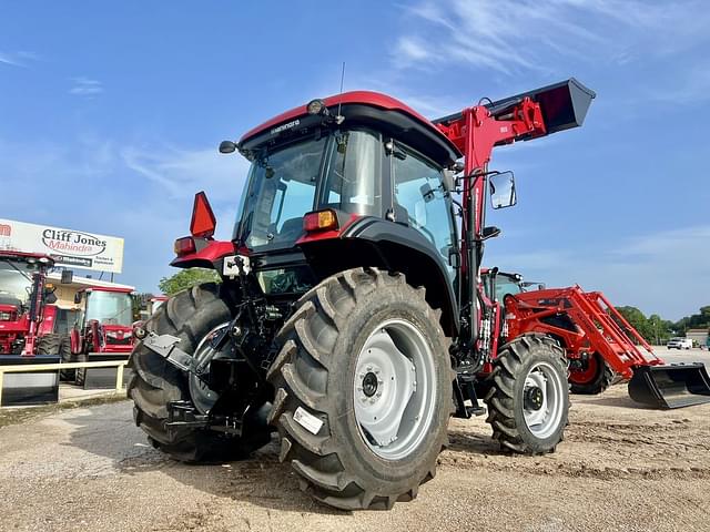 Image of Mahindra 6075 equipment image 2