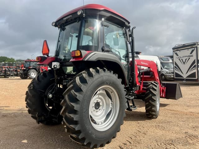 Image of Mahindra 6075 equipment image 2